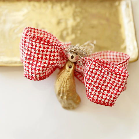 Red & White Houndstooth Oyster Angel